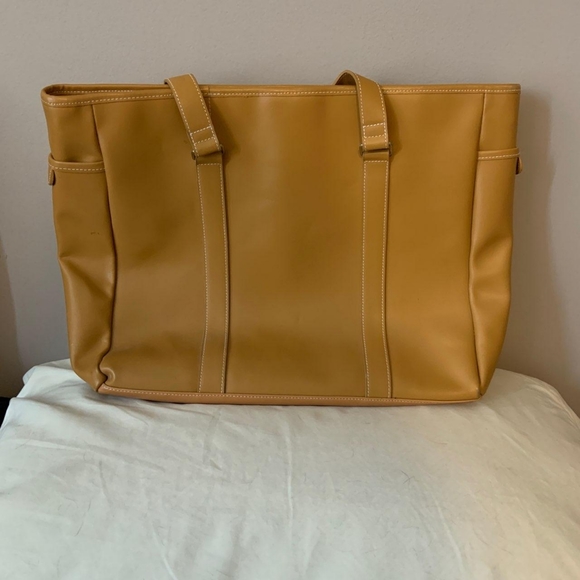 Briefcase - Picture 4 of 4